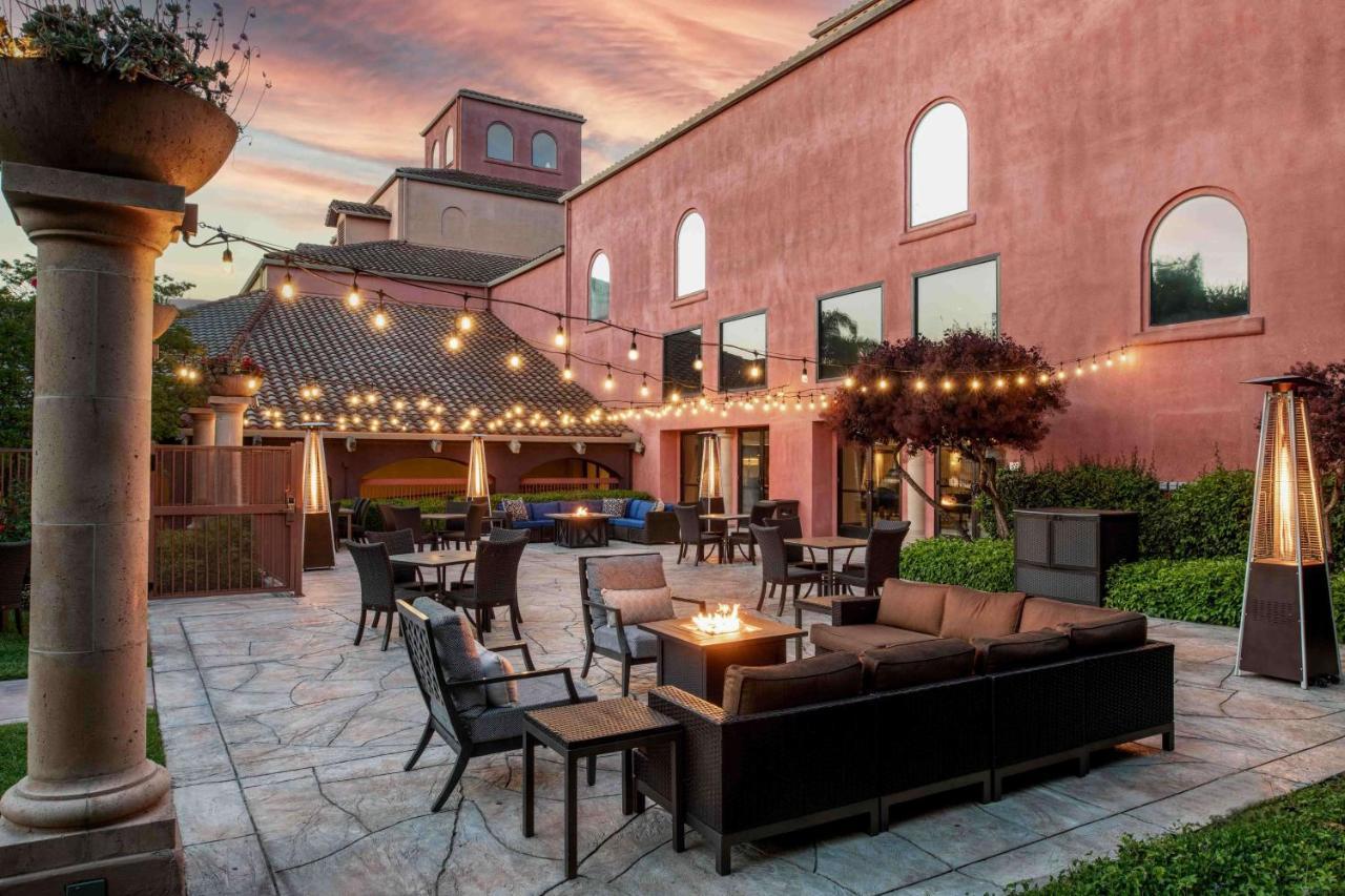 Doubletree By Hilton Sonoma Wine Country Rohnert Park Exterior foto