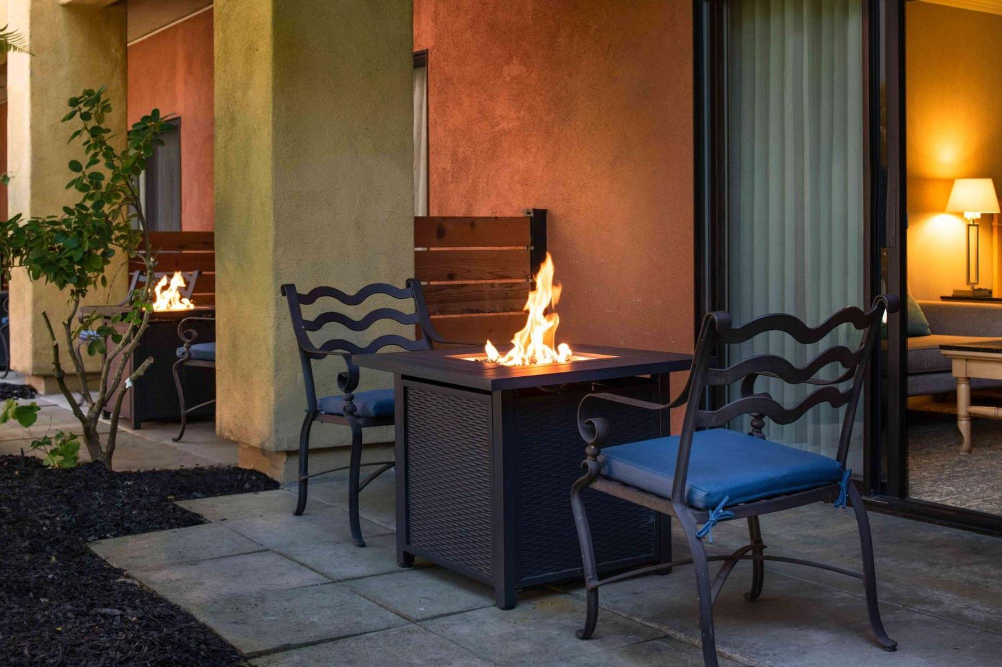 Doubletree By Hilton Sonoma Wine Country Hotel Rohnert Park Exterior foto